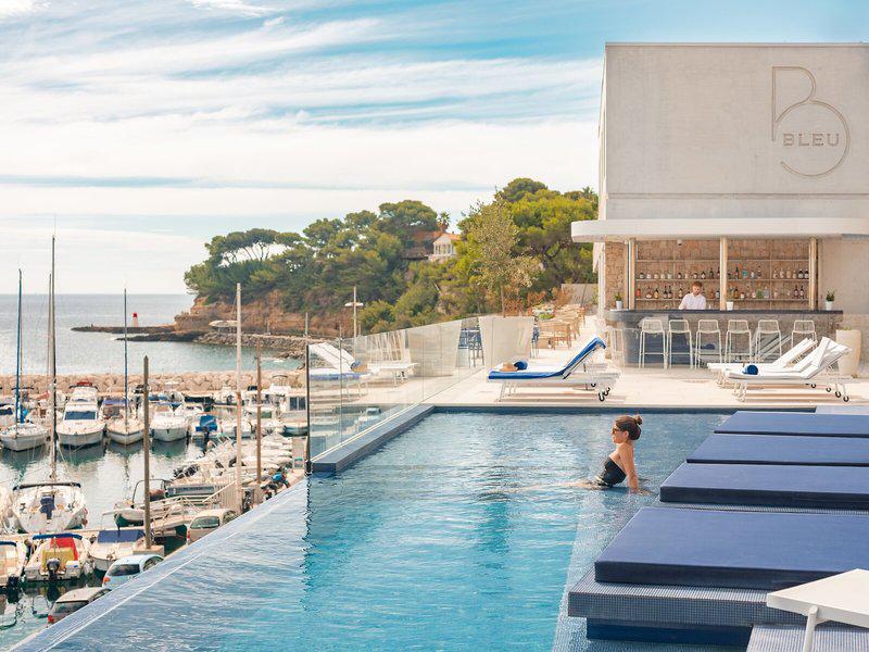 D561CA82BEA172BA262F36607AC7AD50