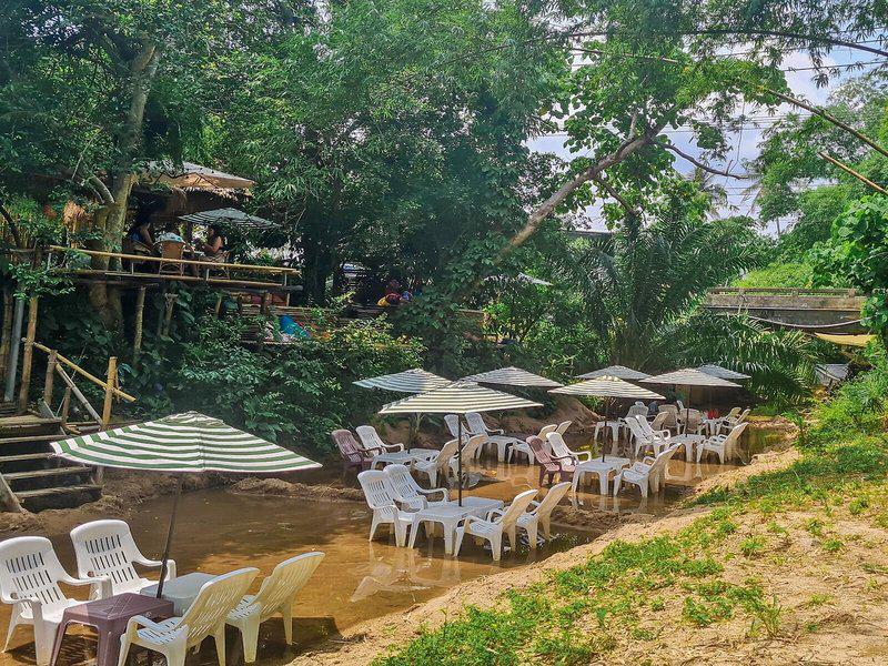 8230B9EF696EE2EF3F6EC15157AC899E