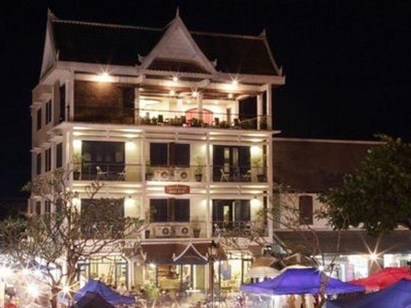 332AC25BB3C9F6932CBB381239D68BE8