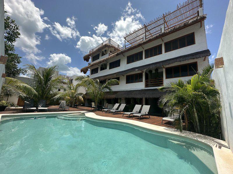 AE68F4D93A36AF785C459EE4B52FE300