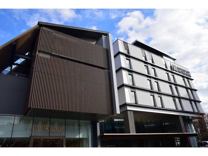 E50EEF26E2C5DC58CB0BD2023BD22383