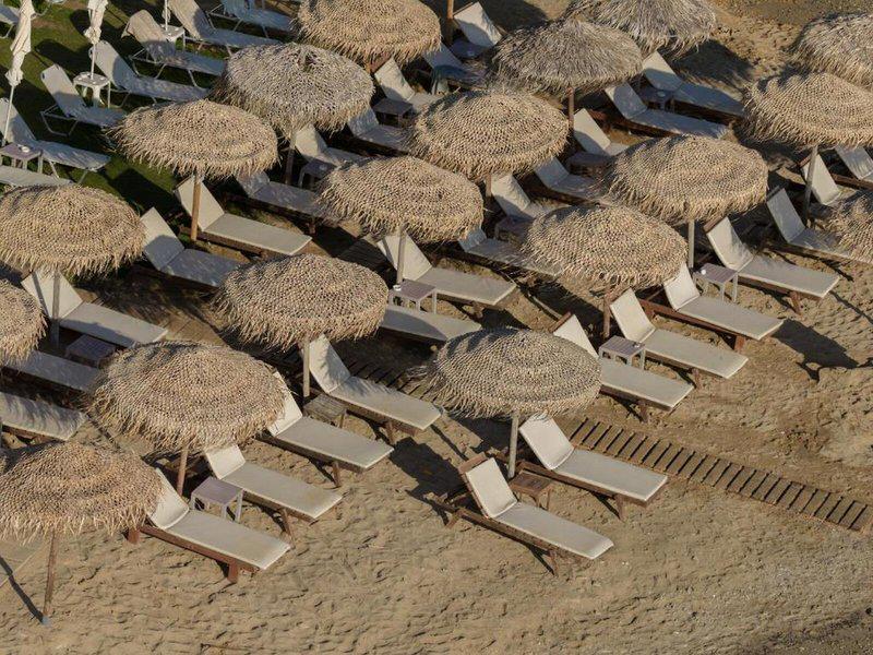 Golden Coast Suites