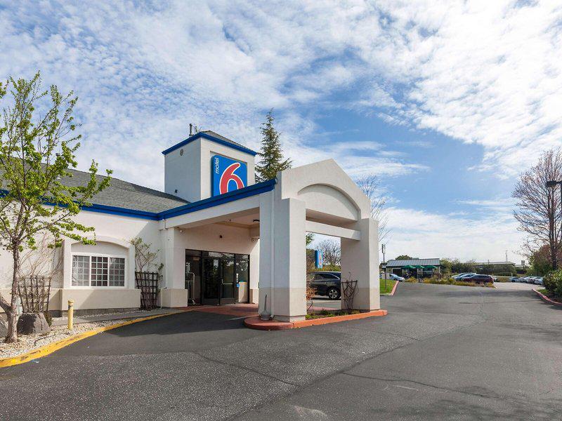 AB61F0588B9BEA7AA808E69C249EDA5A