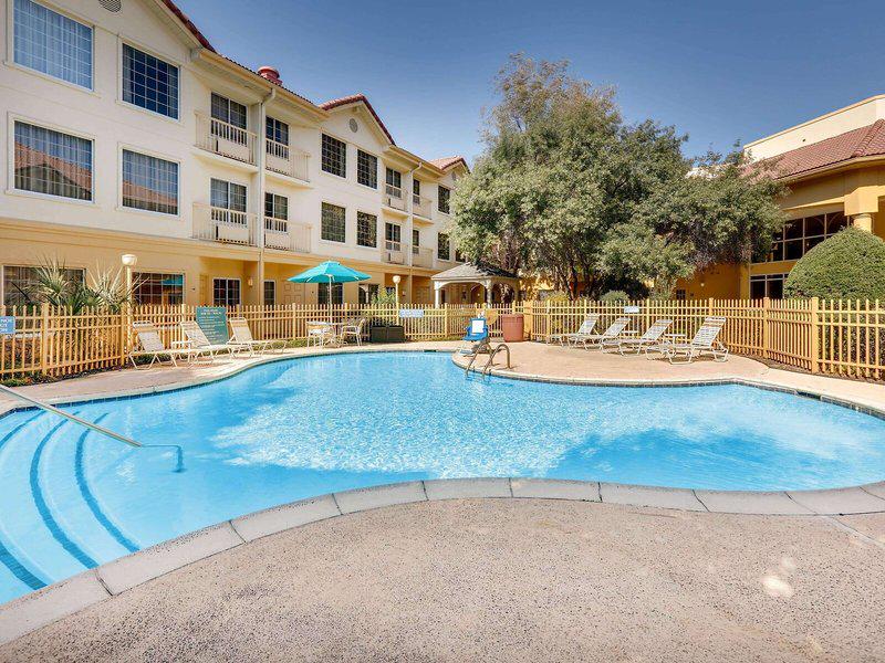 F5B9C960040D3F276172DEFEAEA76A18