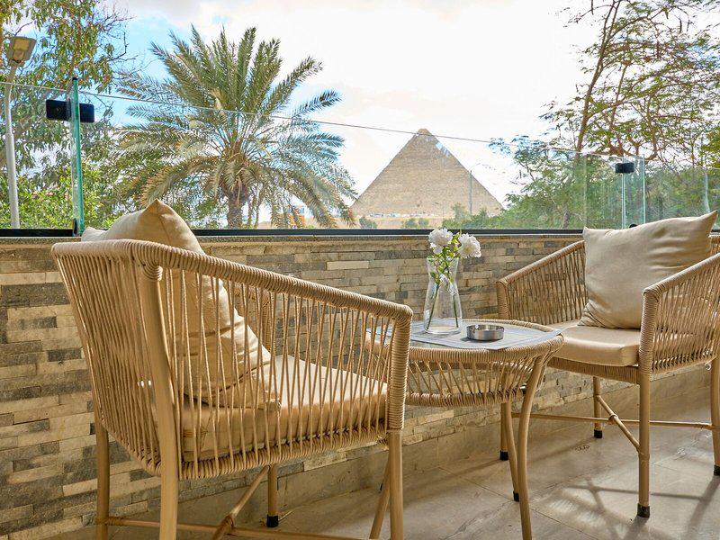 98EC0B58BB0D4B3E132FEE17E75C09DC