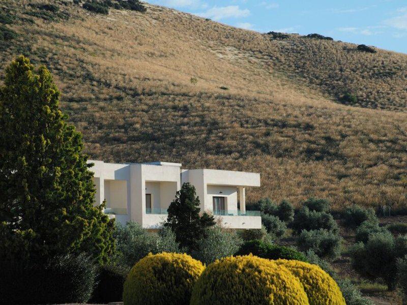 10CC74633A96124D63C32A9D62ED5972