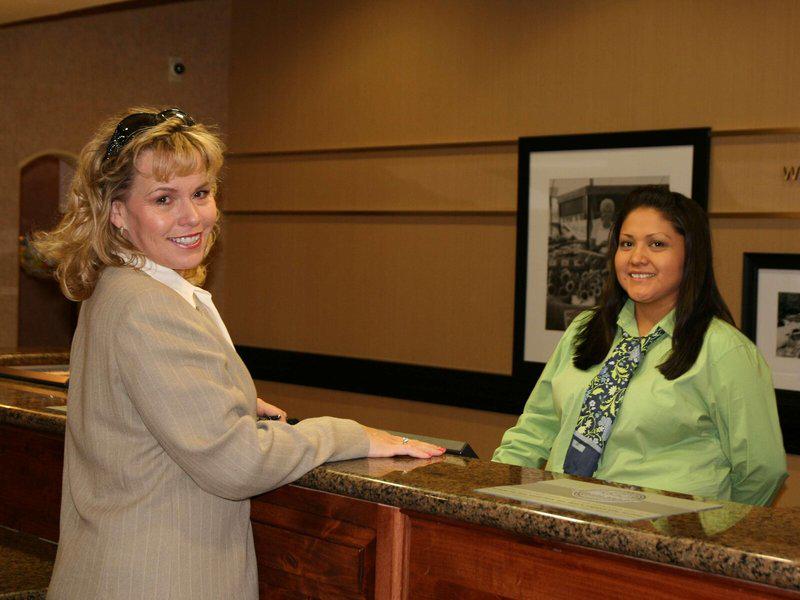 64B73C030DCDD1B0189F64CB2CA32E1A