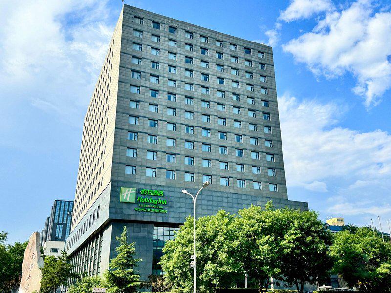 09AA7DB2F956D25861873DA99448459C