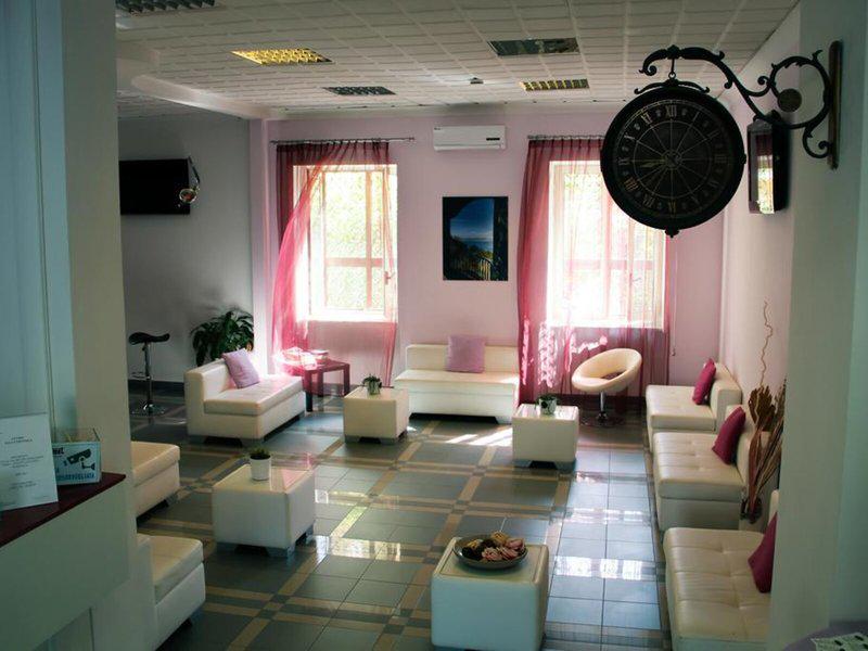 6E7ABADA256B145DD98202F7F4474DC8