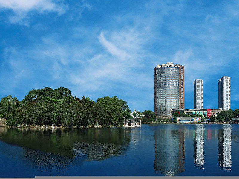 F5C93D556E4DB8FEEA7E1E5823174F59