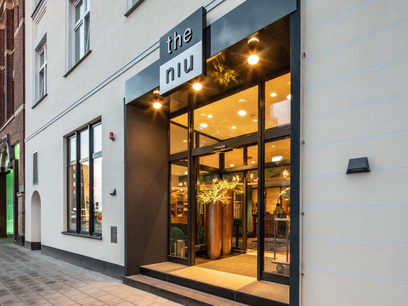 DD2311313711A117B53B6E8F385714C5