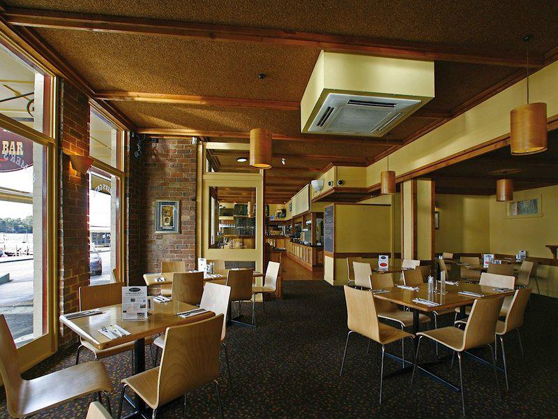 DFECC89E712682D6F504FA9A2B0236E2