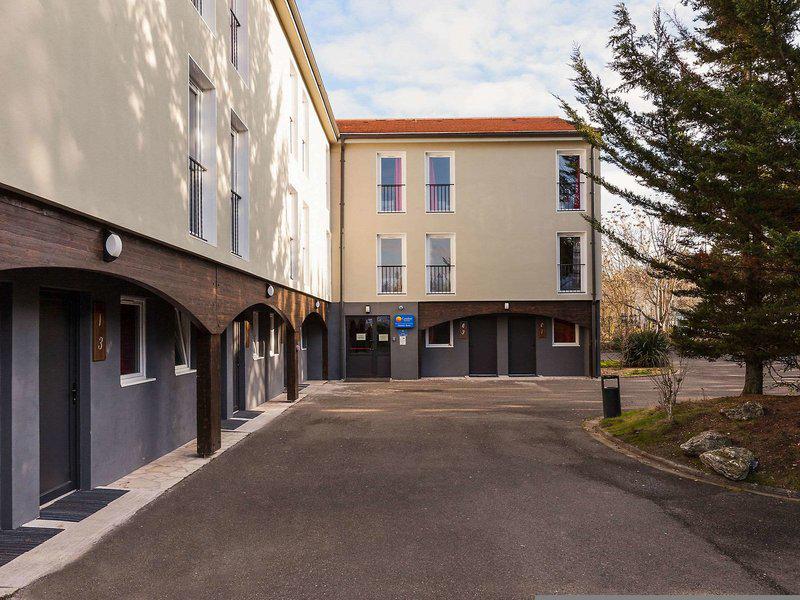 535DA0CD51F9C7BFAA4BBB87D1FA33EB