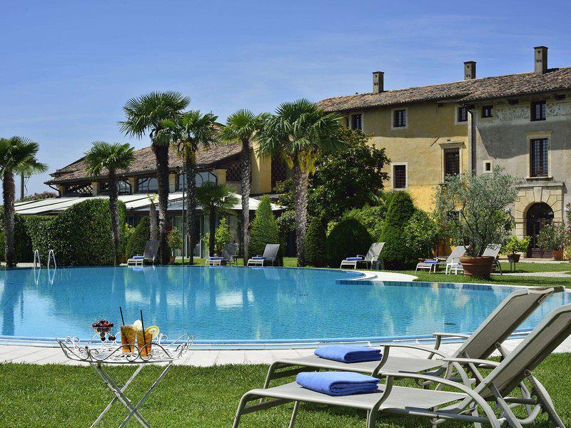 03D38B542B1770D8182D09A405EFB95C