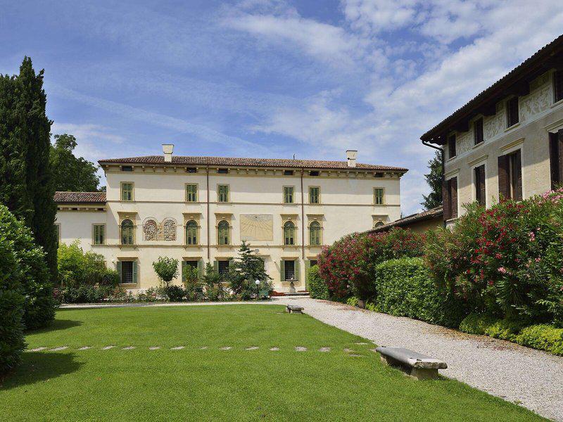 D56AA44A29DA30ACA39592489DEDE866