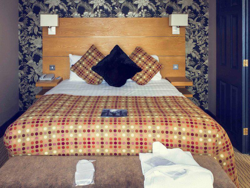 F2B53246263F56706A84F6F17331ADEB