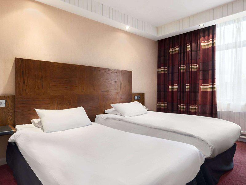 9C84E9F43D2C7372026ADFBB0813D983