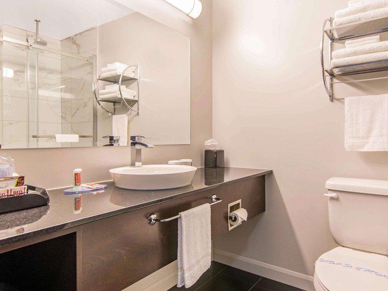 549640269998E7ABB66759402D77ABE1