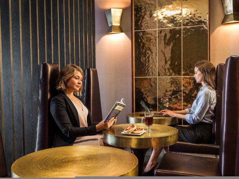 9FF9EA322E1C36F40667958316B8B0A0