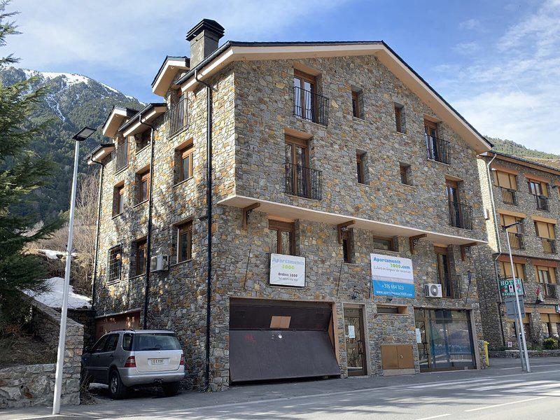 F10A3B73BF4281B34E561316B7B5558B