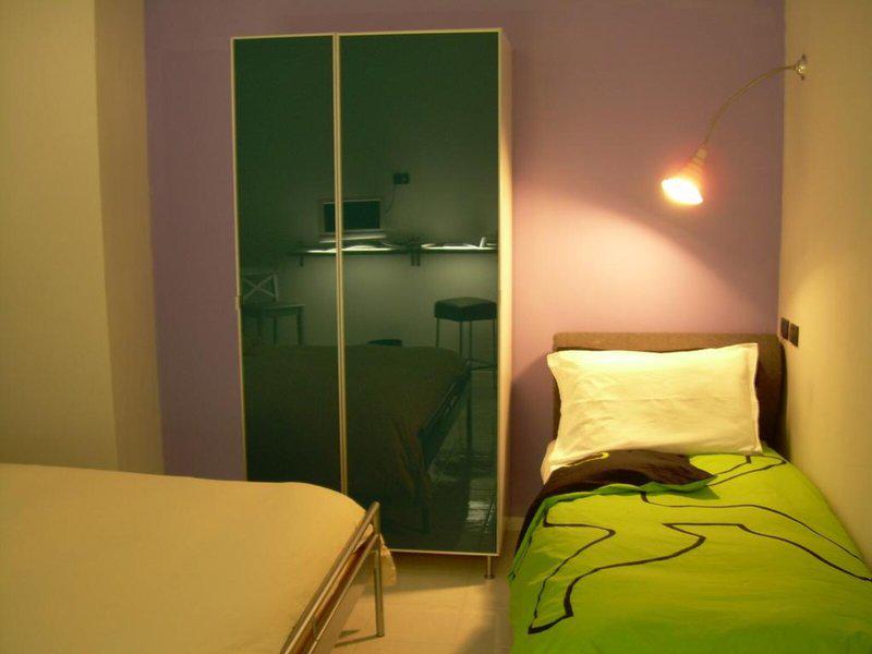 B0BE6878B05ECD36B4D721918807C140