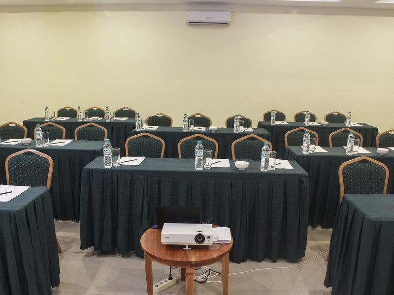 BF911B1CD7AB654E8A4AC23E36BB37A1