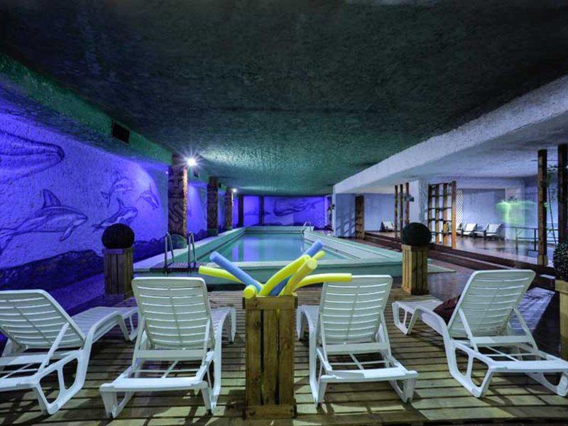 27EDCB13B64ACA8E6555EA7E2C1D88CB