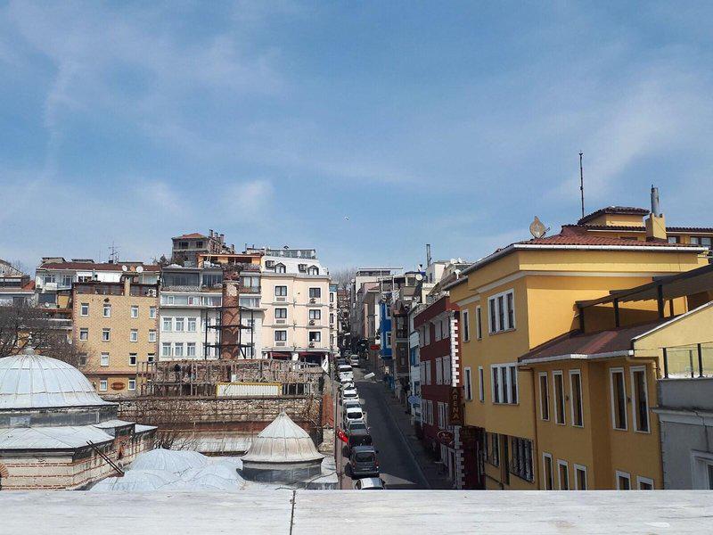 E723385BC1B04BA823292EFA793194A5