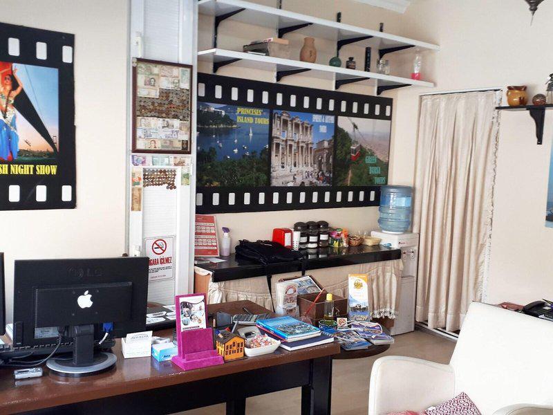 F2D92786A532D8135D7E8D17C3F7F9ED