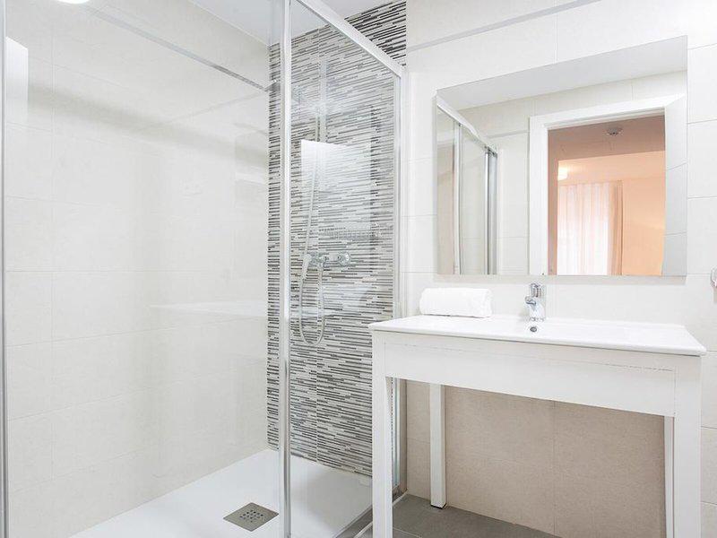 138365FBF581A9F41C1F348A4C2437D0