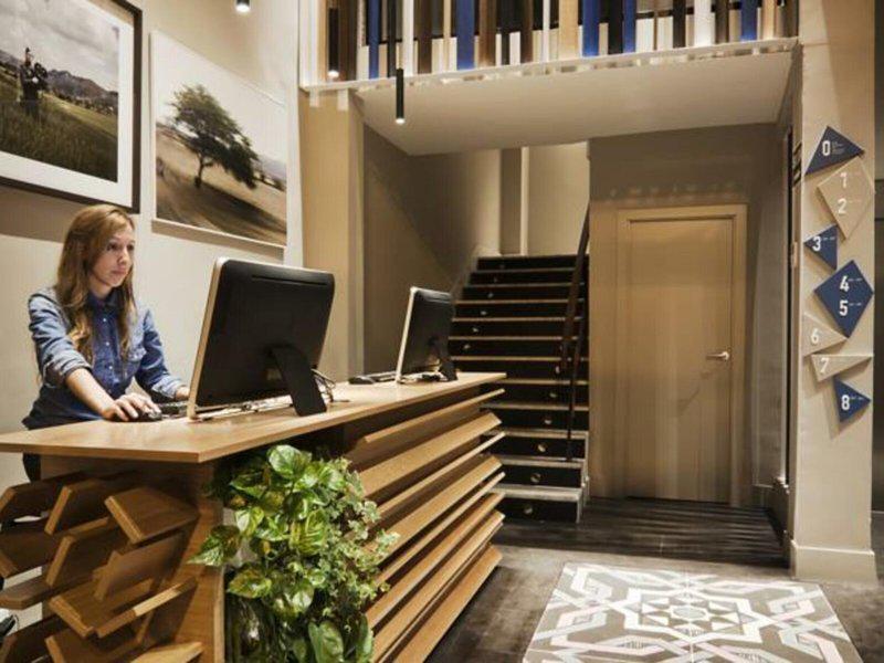 81D08FA04943BCAC16DD84DA9B022F76