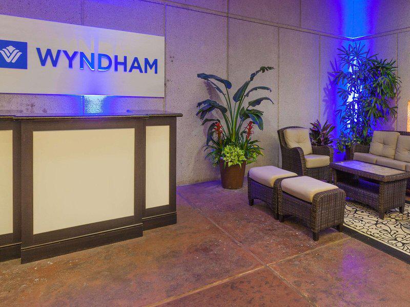 BEAC9D3B603E4125A7AB6B3BDA0AC427