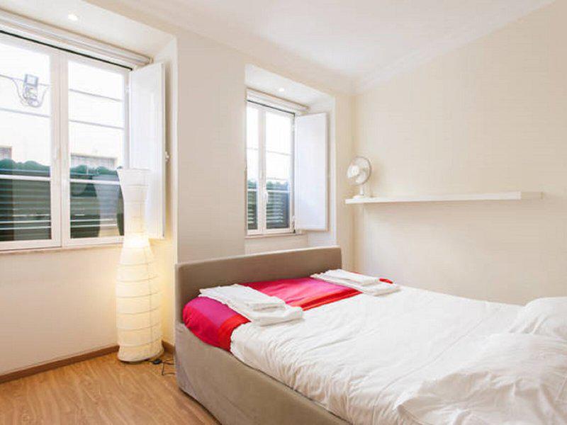 3843C2FEF07A3216A296293B44828407