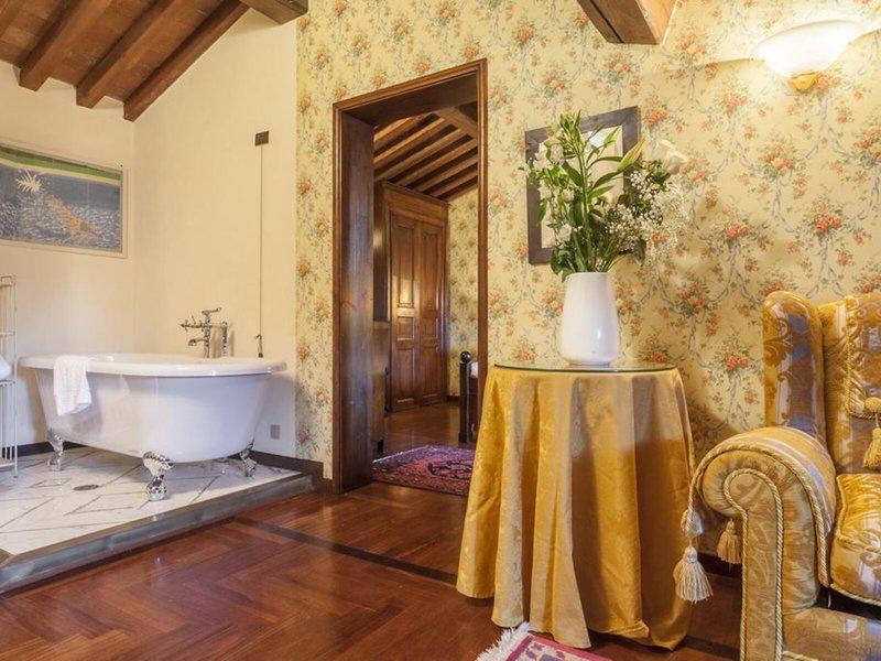 8E1F8368E590BCFB4F4E56AF4F9203B8