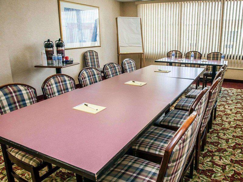 43A1DFE6E29A85A7D4AAEB9135425517