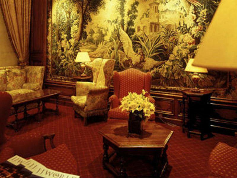 24C8D2DFD531F834E3C3EBB886C508BF