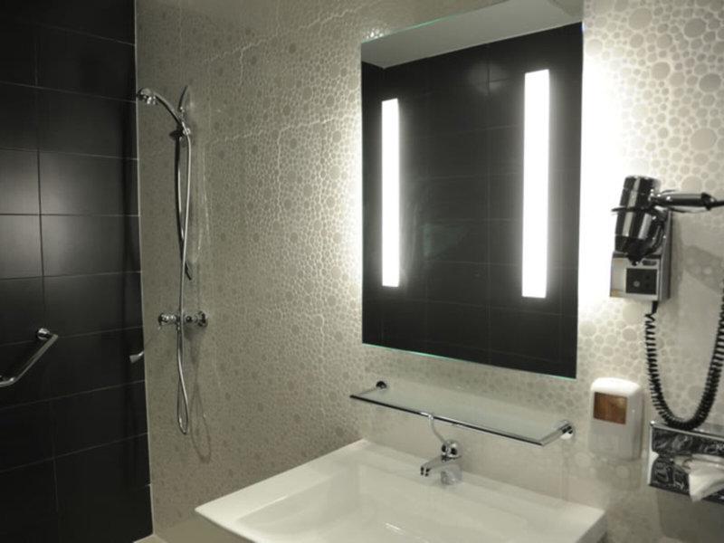 1799D9293808D2796D21A688F6715BC3