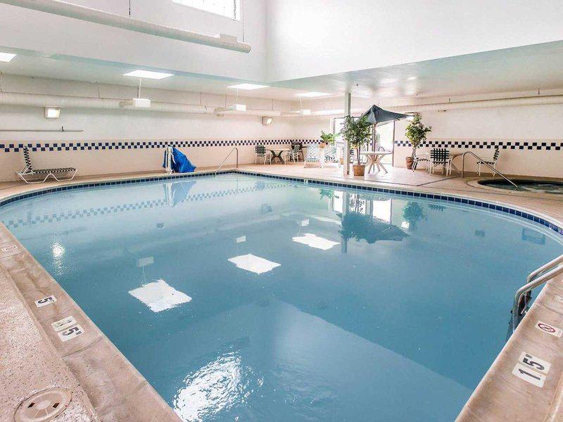 46154C4E41984757BB9900008373144C