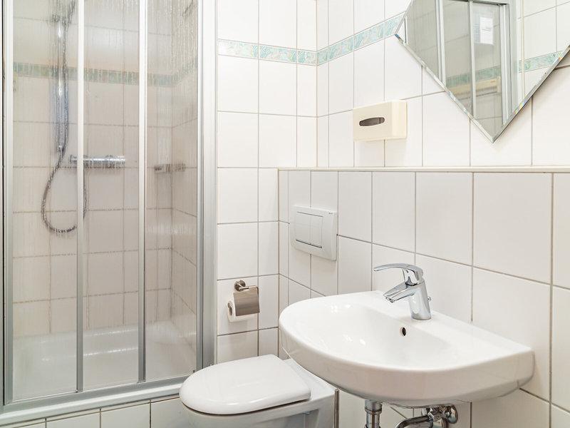 1E77B11007847E1889CB12FB2116795E