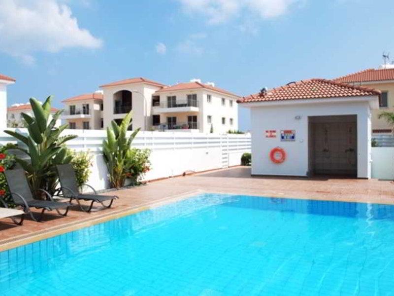 4E1811CD33485AD7EBB8B1BCBEEA6329