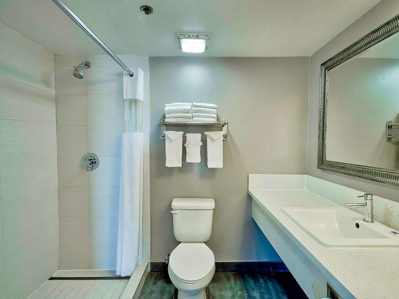 8817A5357911C845E92B33471F5AEB16