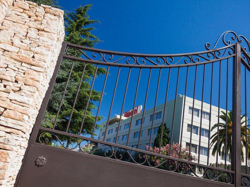 F283676D19742A0E6B623117A41FDDD3