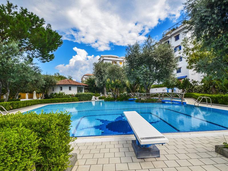 7B257DEF04EFEA4F0891785742198268