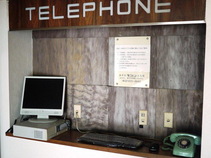 5B31F75A2D895F1602FD0EAB9ED1266F