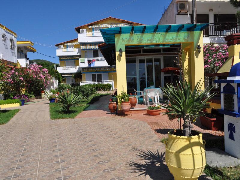 F977A9BA494CB78F6703D2BAB50A4BC5