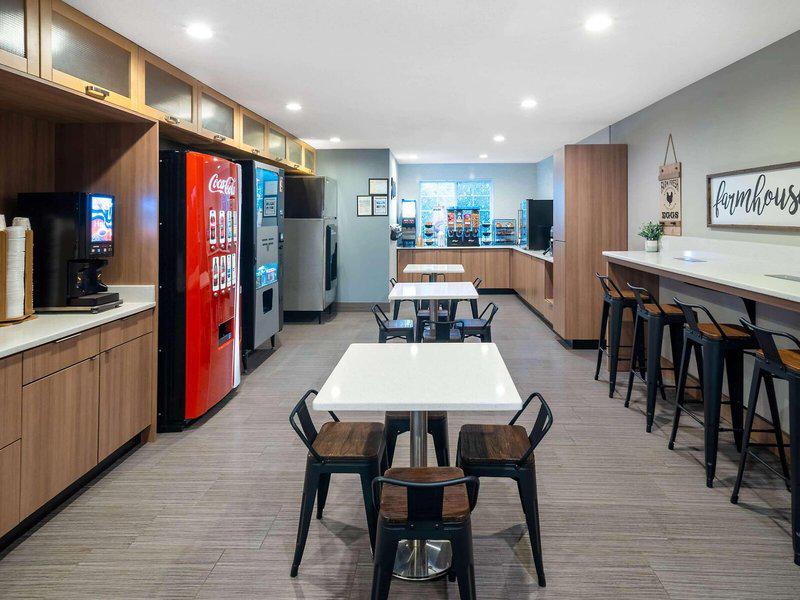 B090F0E78BF435940C8A8AF94EFAE131