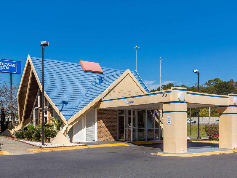 E6131CFD01B39137764DD43ED3B887E9