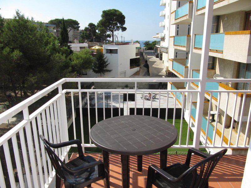 19416728330F908585EAD254F7B1A339