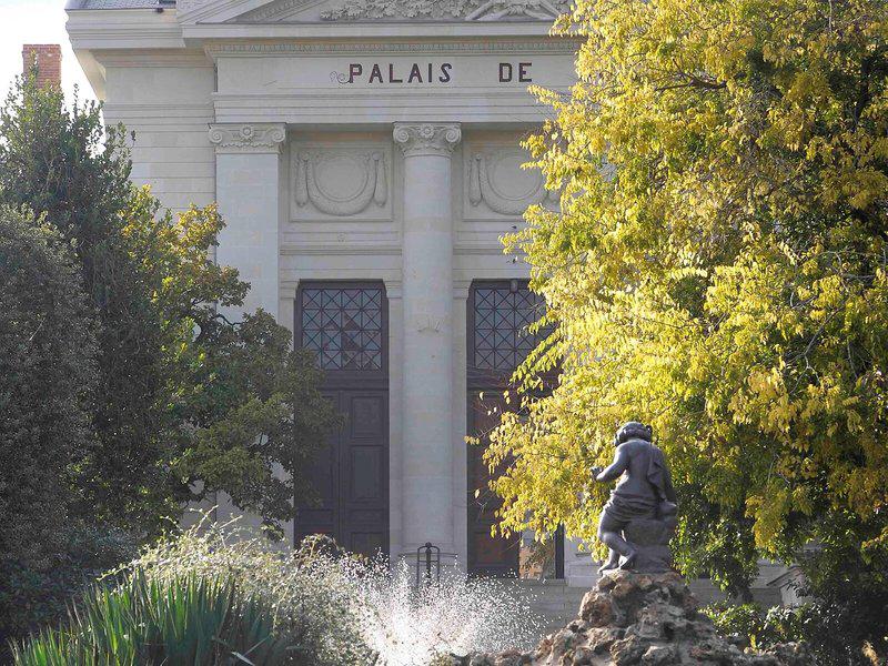 F1ADA4E59528B7F94B17A072AB3BDD5A