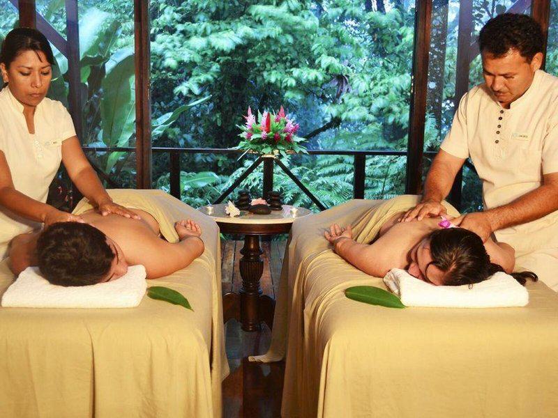 10CEA964F08A90BCDA29D6B79E5D7FA5